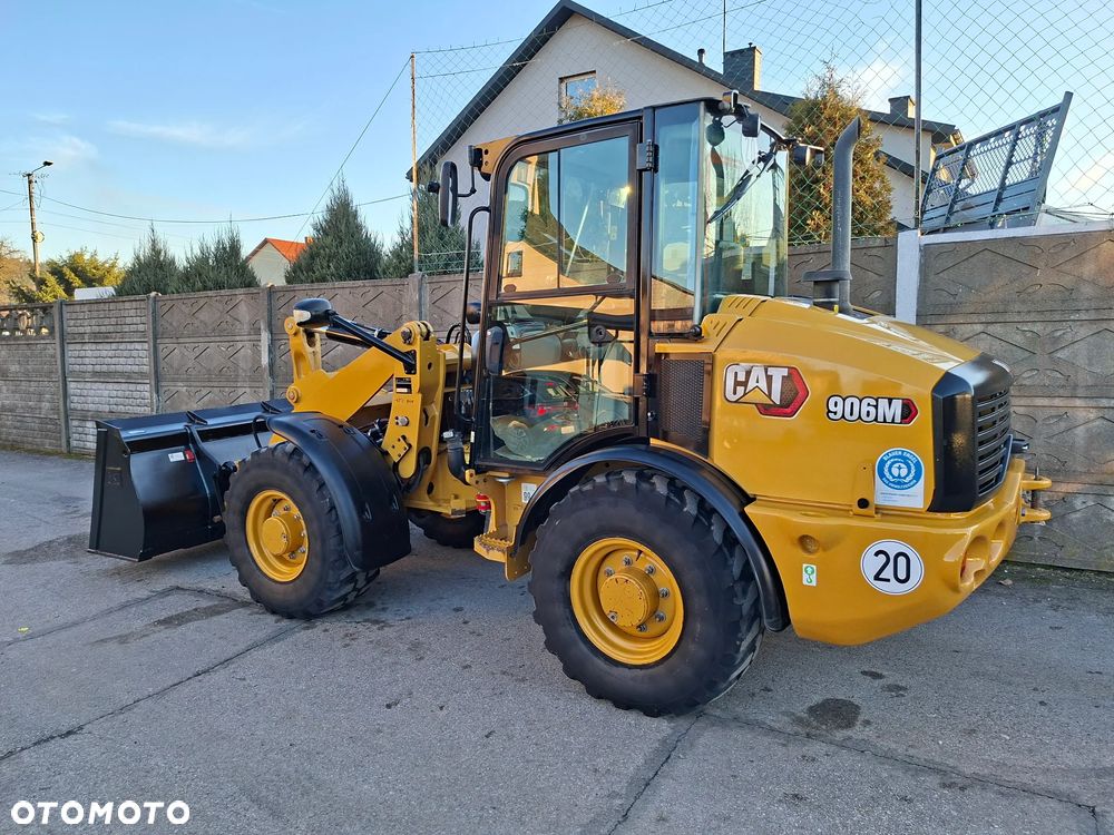 Caterpillar CAT 906 M - 6