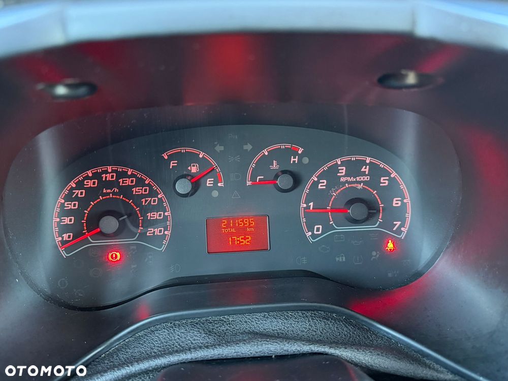 Fiat DOBLO - 16