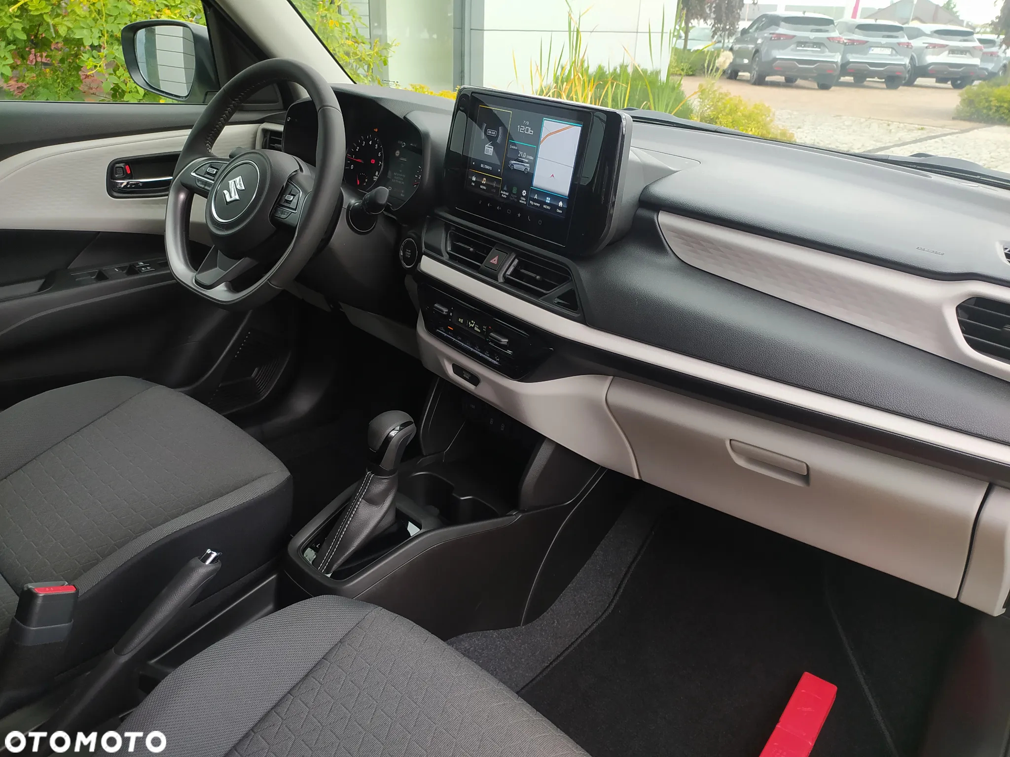 Suzuki Swift 1.2 Dualjet SHVS Premium Plus CVT - 18