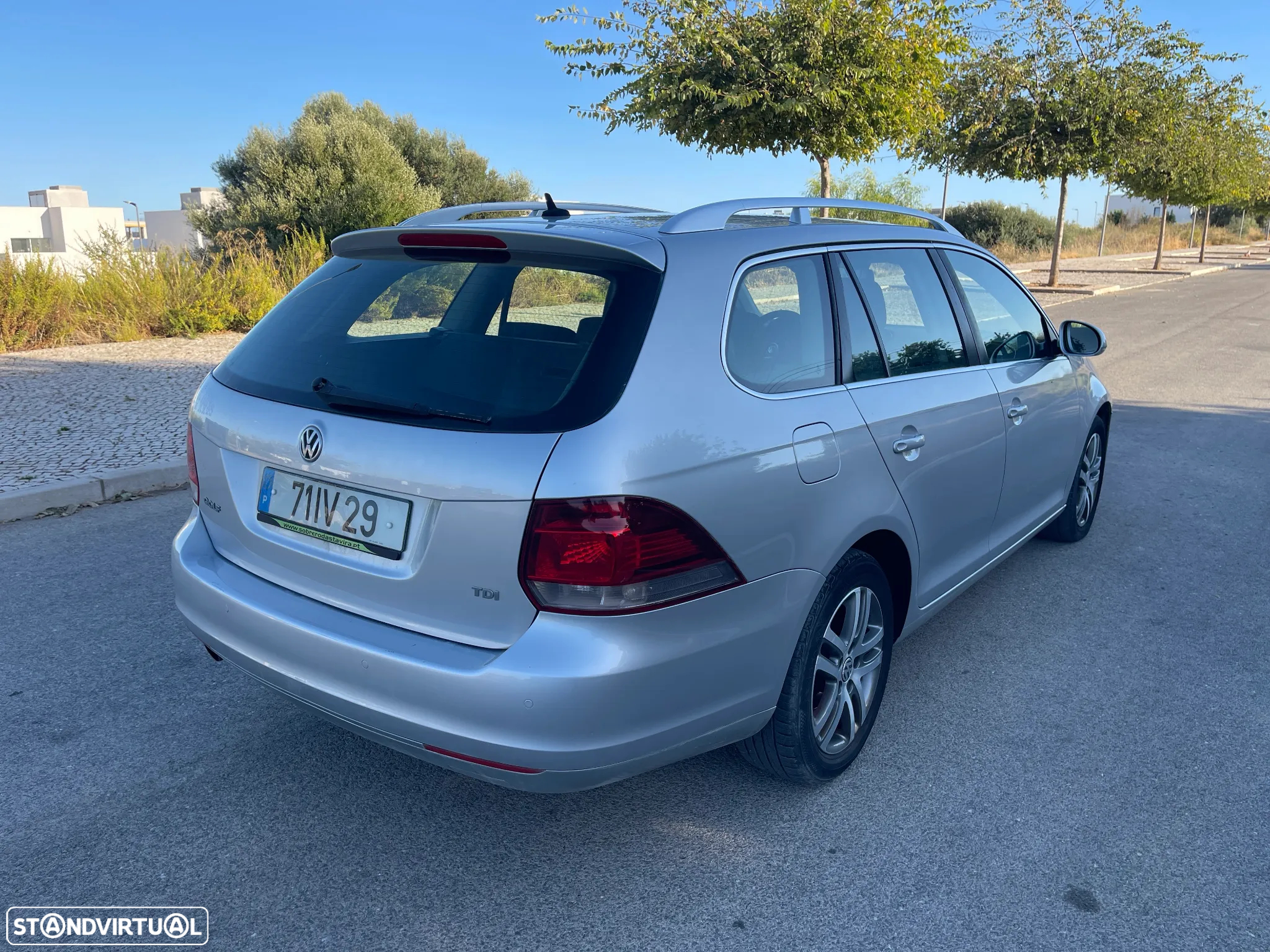 VW Golf Variant 1.6 TDi Confortline - 3