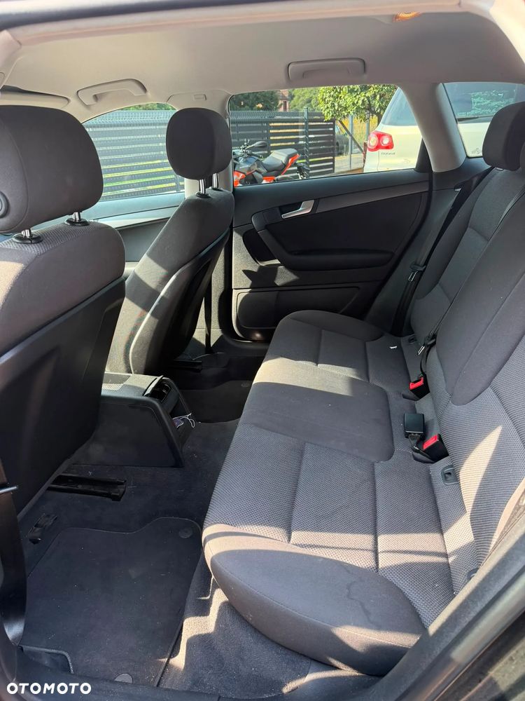 Audi A3 Sportback 2.0 TDI DPF Ambiente S tronic - 5