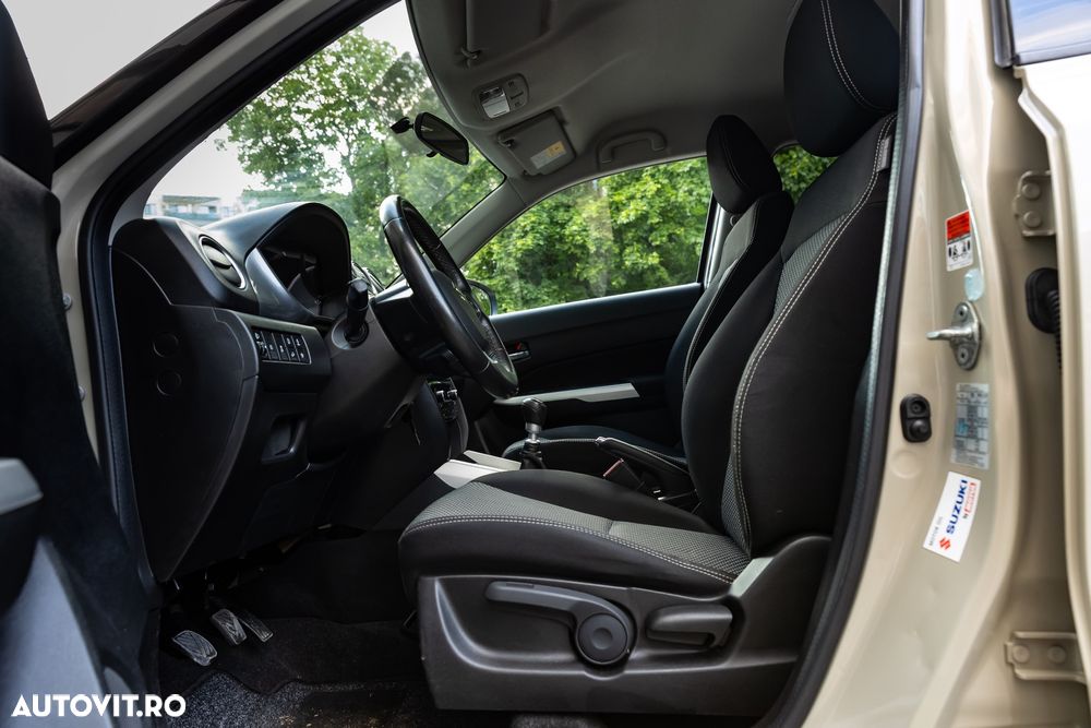 Suzuki Vitara 1.6 DDIS 4X4 Spirit - 24