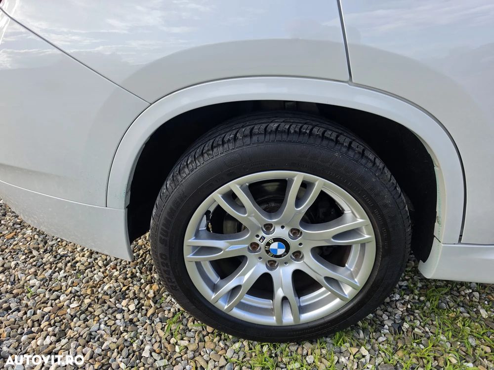 BMW X1 xDrive20d - 12