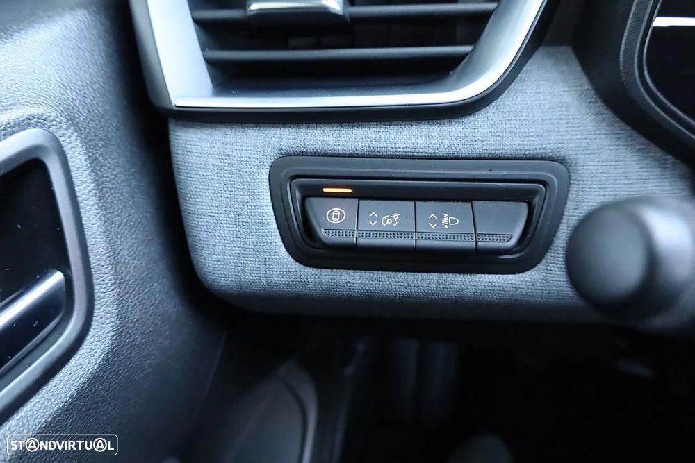 Renault Clio 1.0 TCe Evolution - 35