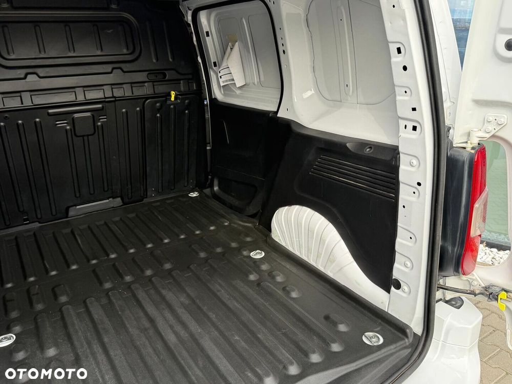 Opel Combo - 15