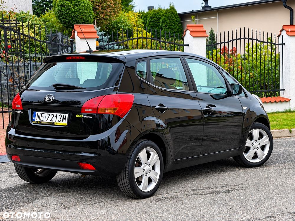 Kia Venga - 3