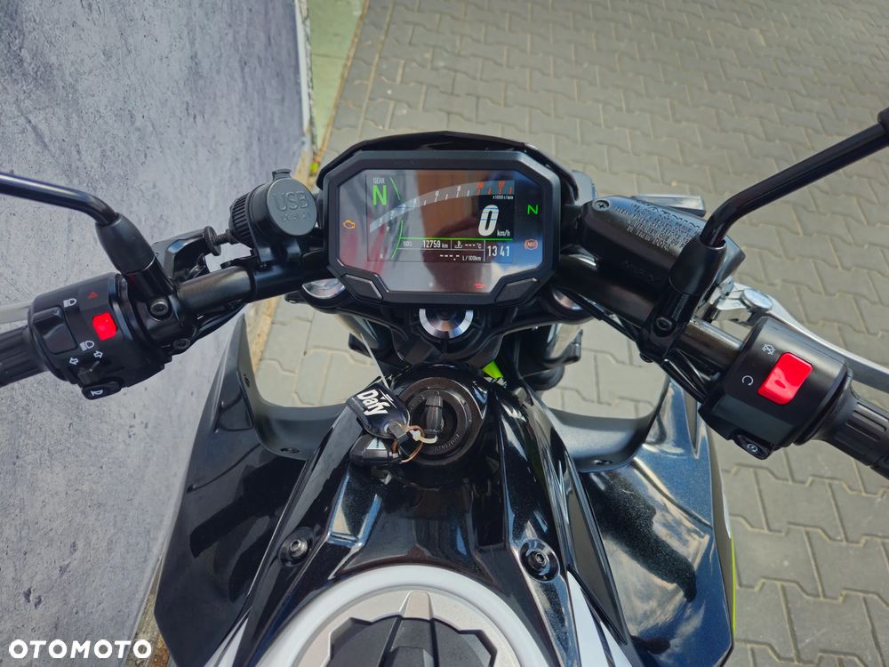 Kawasaki Z 650 - 8