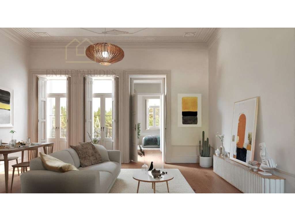 Apartamento T1 com jardim de 68m2 no prédio Álvares Cabral, para co... - Grande imagem: 4/13