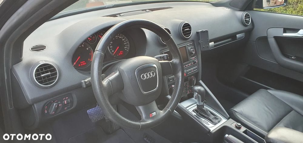 Audi A3 Sportback 3.2 quattro (DSG) S tronic S line Sportpaket plus - 35