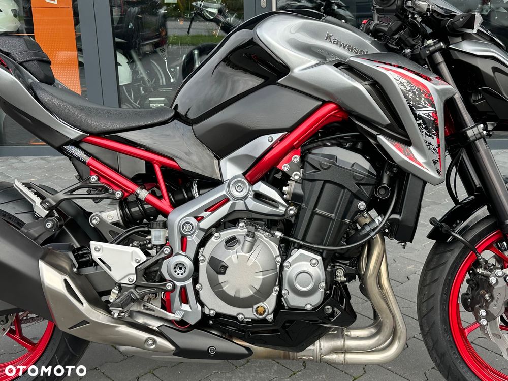 Kawasaki Z 900 - 8