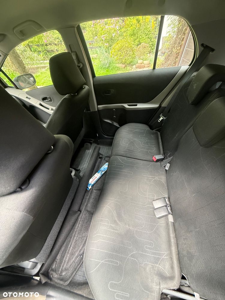 Toyota Yaris 1.0 Luna - 8