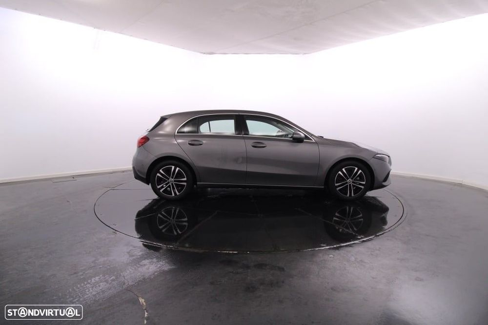 Mercedes-Benz A 200 - 10