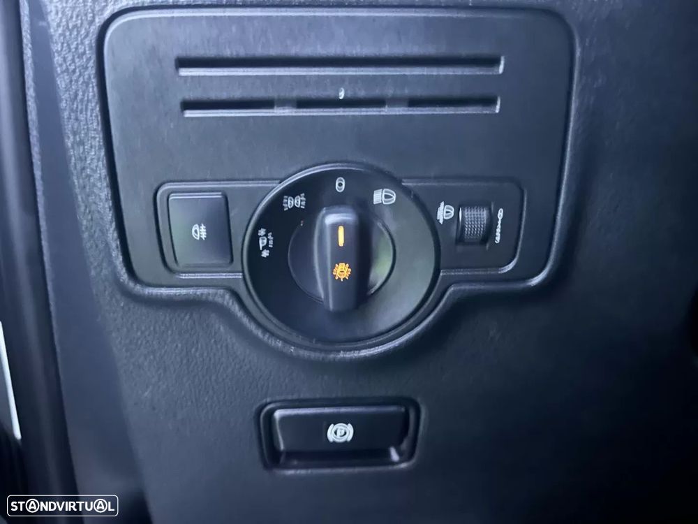 Mercedes-Benz Vito Tourer - 22