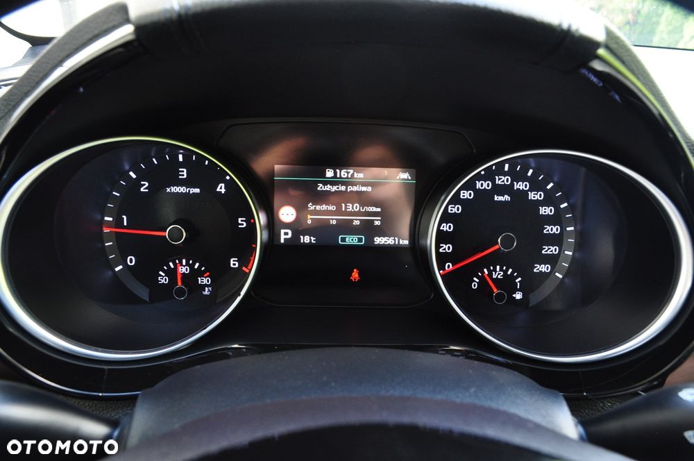 Kia XCeed - 11