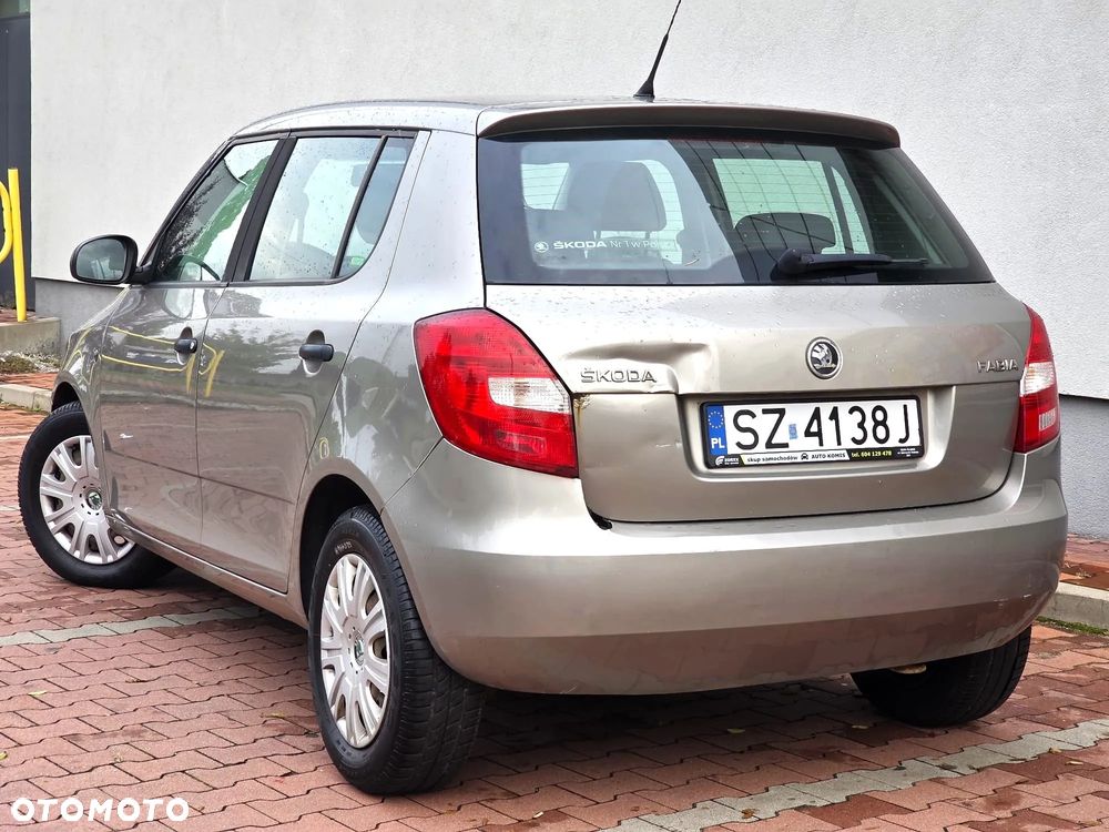 Skoda Fabia 1.4 16V Active Plus - 5