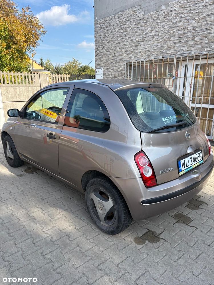 Nissan Micra - 2