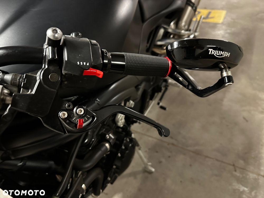 Triumph Speed Triple - 3