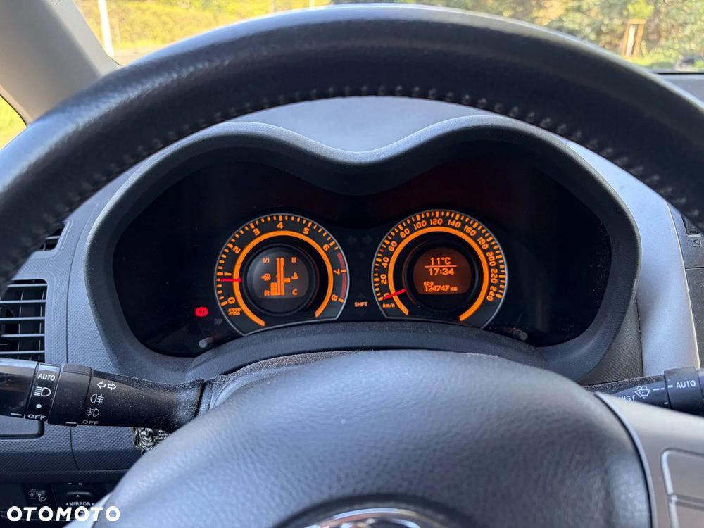 Toyota Auris 1.6 VVT-i Sol - 13