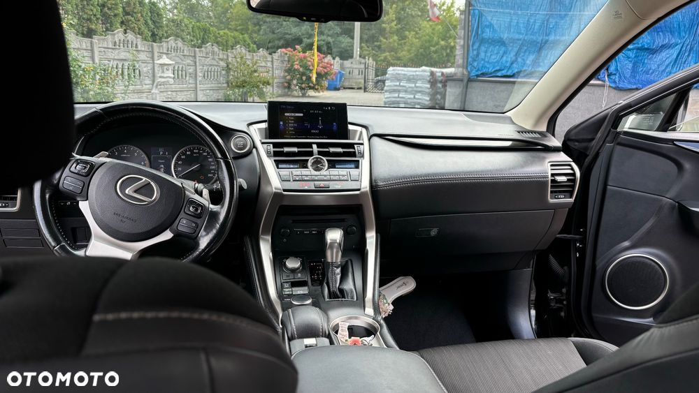 Lexus NX 200t Elegance 2WD - 11