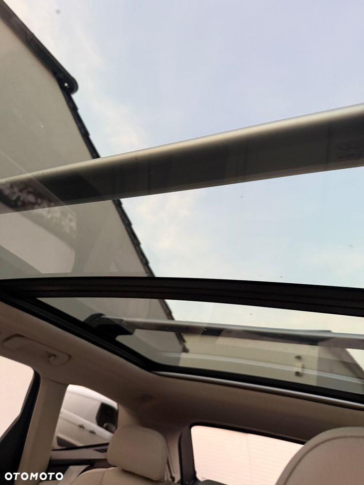 Volvo XC 60 B5 B AWD Ultra Dark - 11