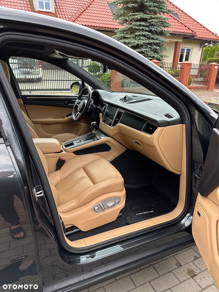 Porsche Macan Standard - 9