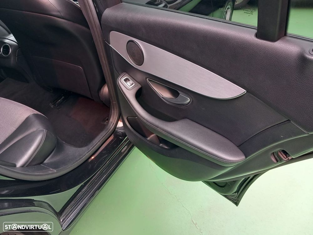 Mercedes-Benz C 180 d Avantgarde Aut. - 20