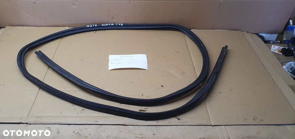 Uszczelka klapy bagażnika Nissan Note E11 - 4