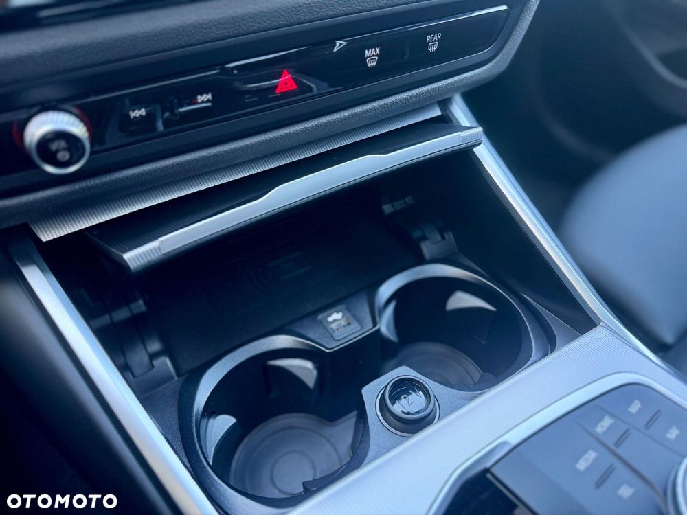 BMW Seria 3 - 27