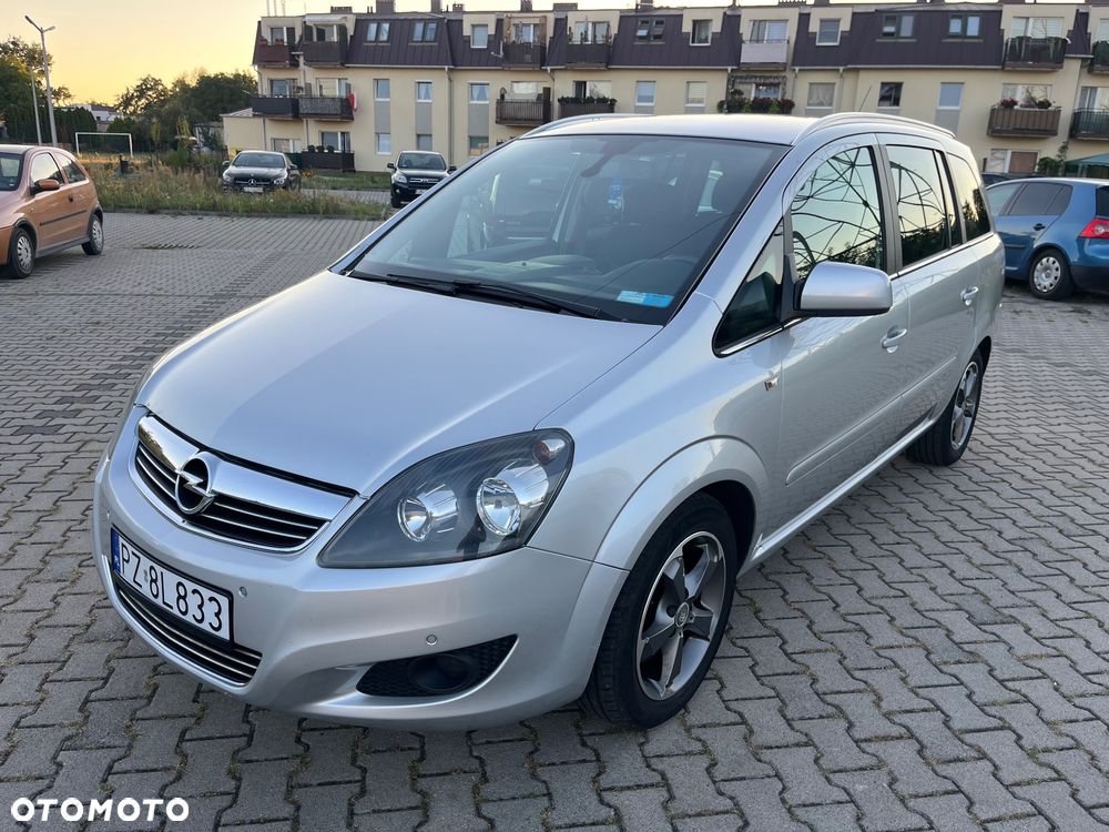Opel Zafira 1.7 CDTI Cosmo EU5 - 1