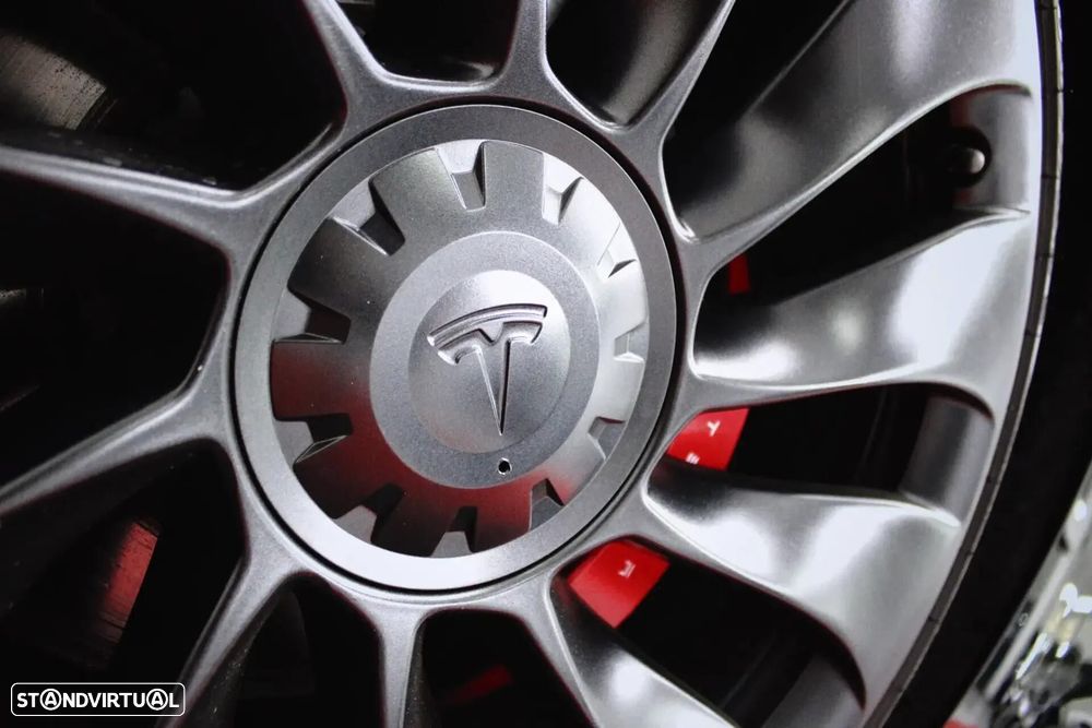 Tesla Model 3 Performance Dual Motor AWD - 29