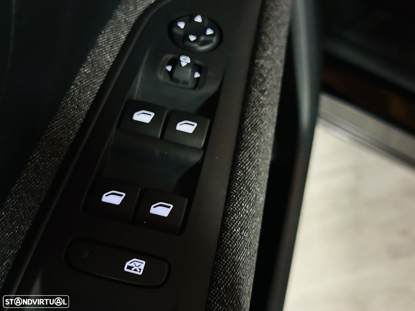 Peugeot 3008 PureTech 130 Stop & Start GPF EAT8 Active - 19