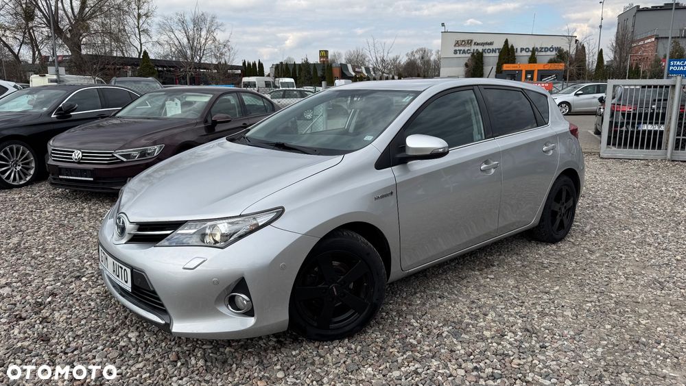 Toyota Auris Hybrid 135 Premium - 4