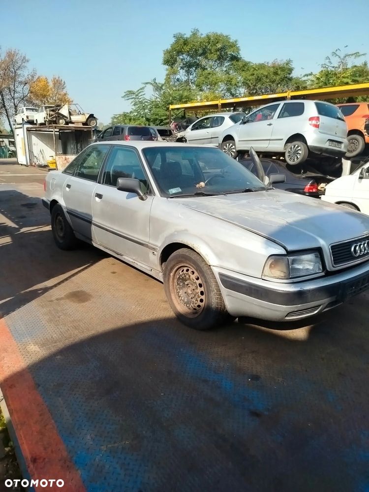 Audi 80 na części. - 2