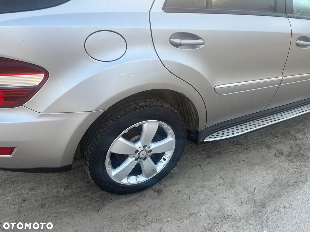 Mercedes-Benz ML 350 4-Matic - 4