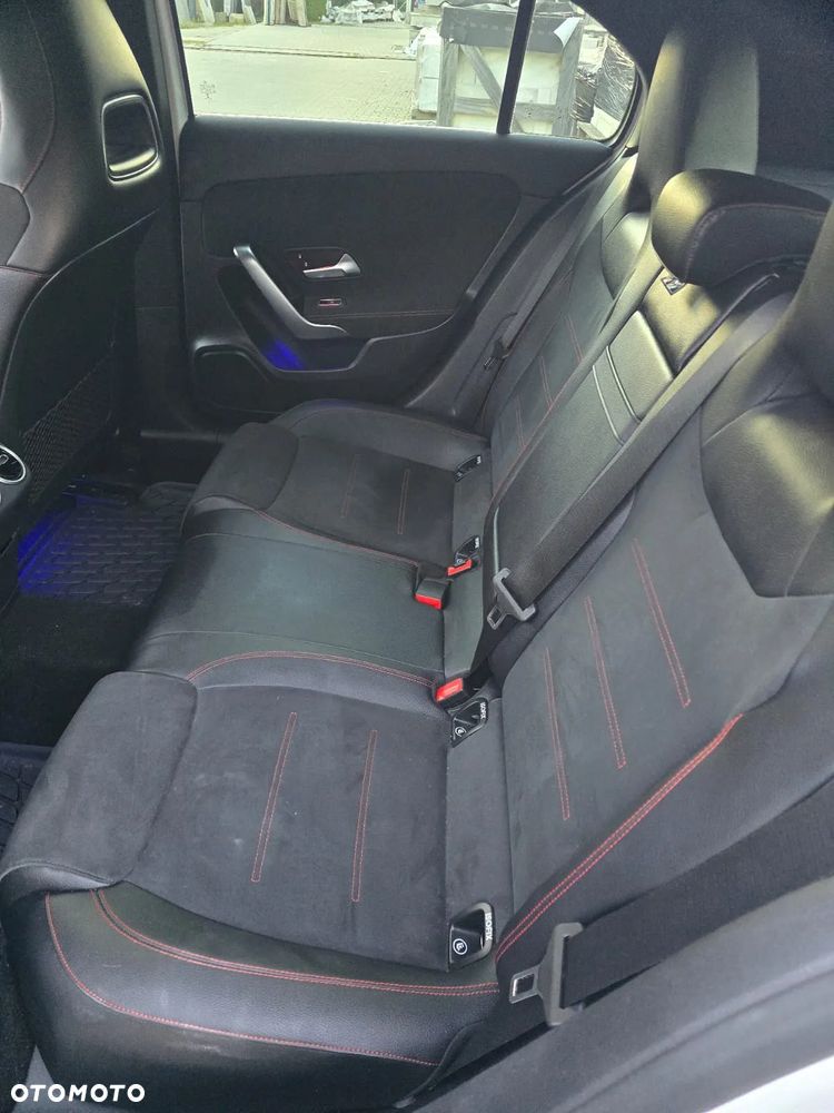 Mercedes-Benz Klasa A 250 4Matic 7G-DCT AMG Line - 22