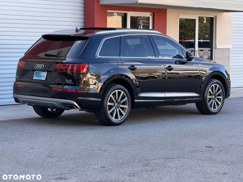 Audi Q7 - 12