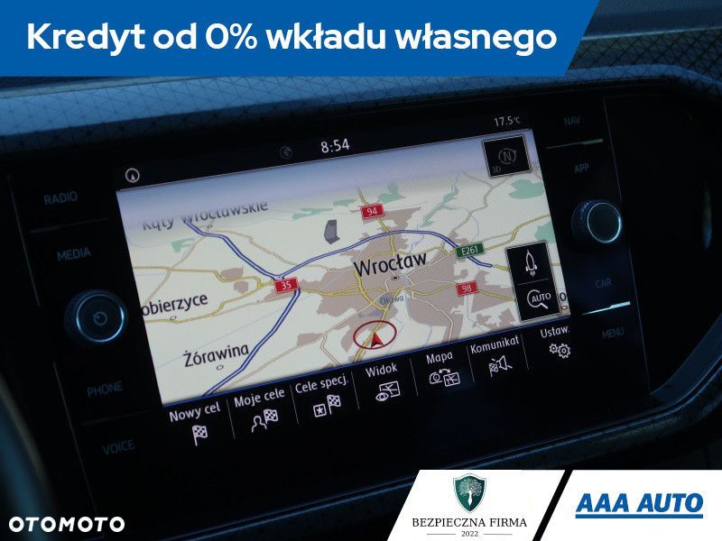 Volkswagen T-Cross - 13