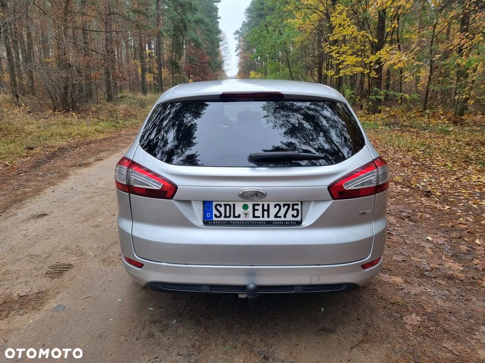 Ford Mondeo 2.0 TDCi Ambiente - 9