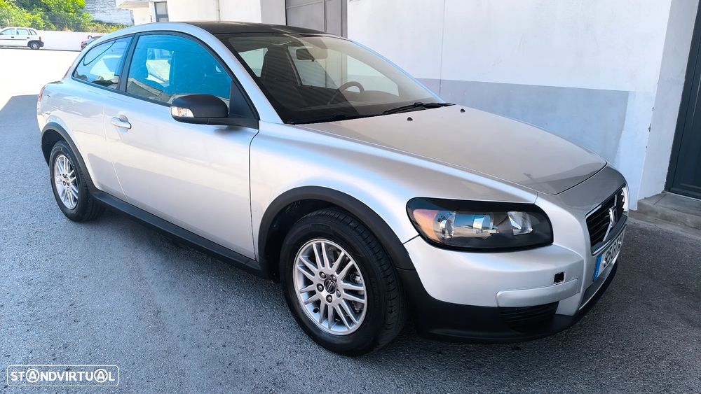 Volvo C30 1.6 D Drive Momentum - 24