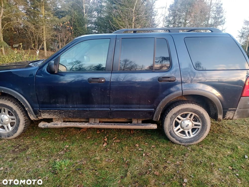 Ford Explorer - 17