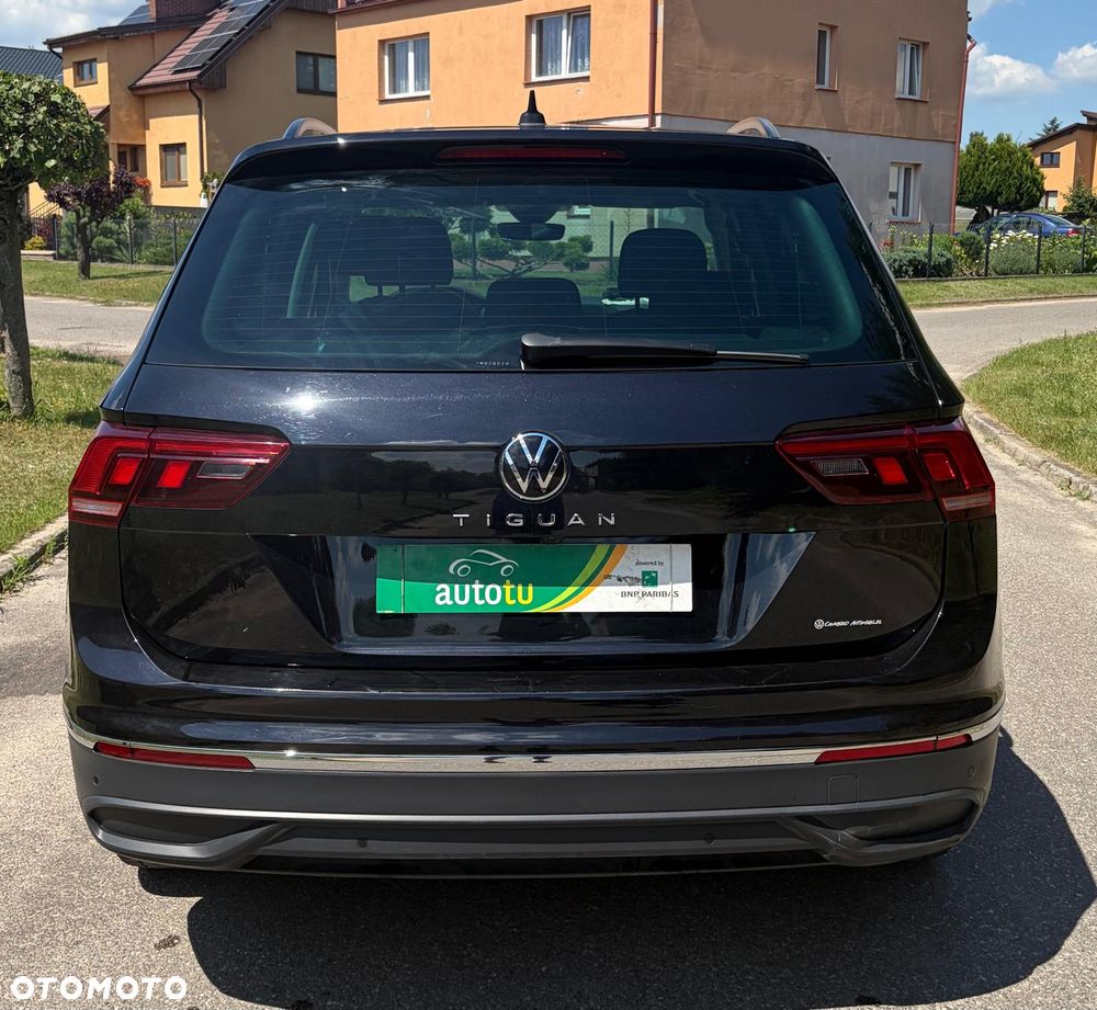 Volkswagen Tiguan - 14