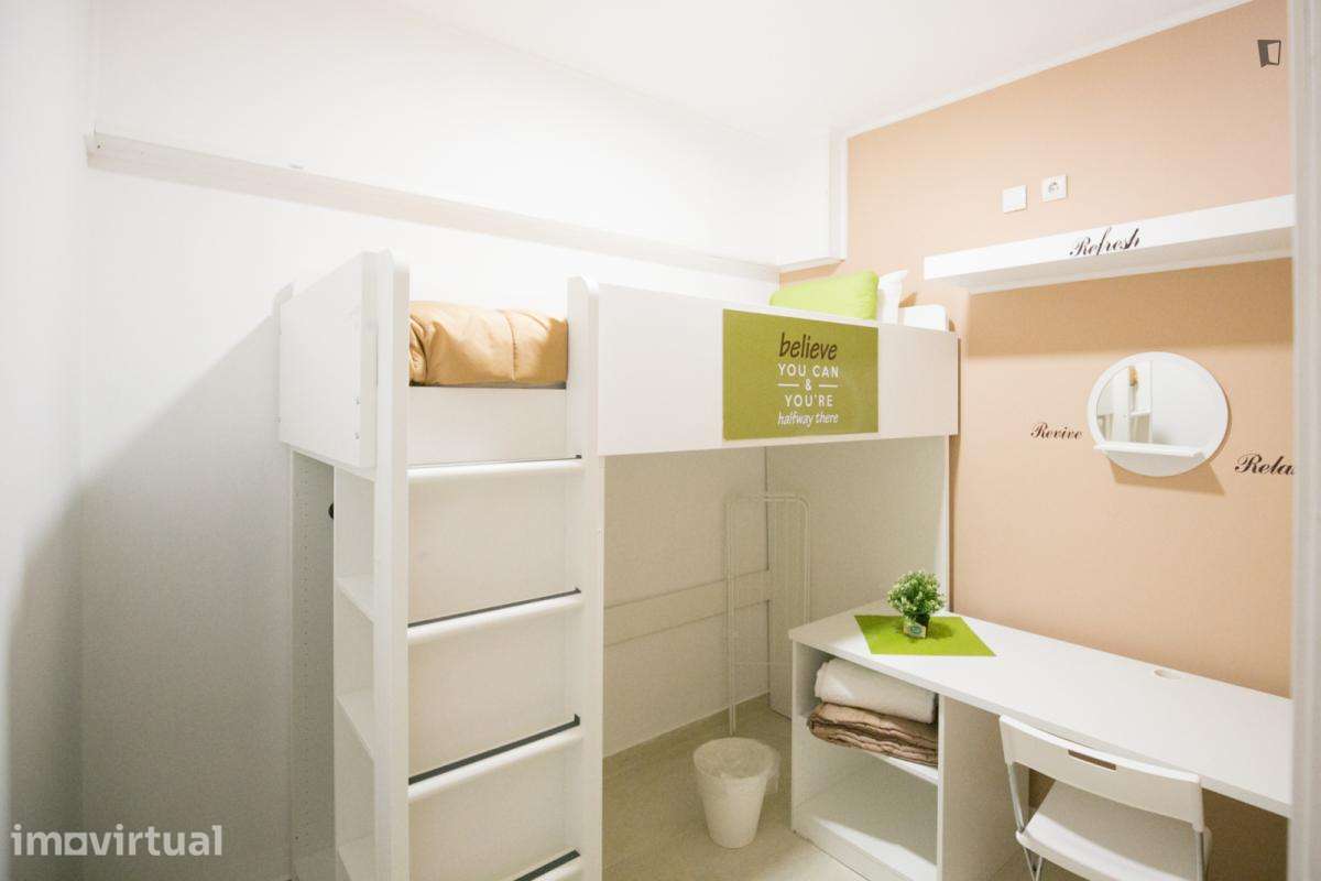Quarto - localizado em Saldanha Lisbon - Grande imagem: 5/29