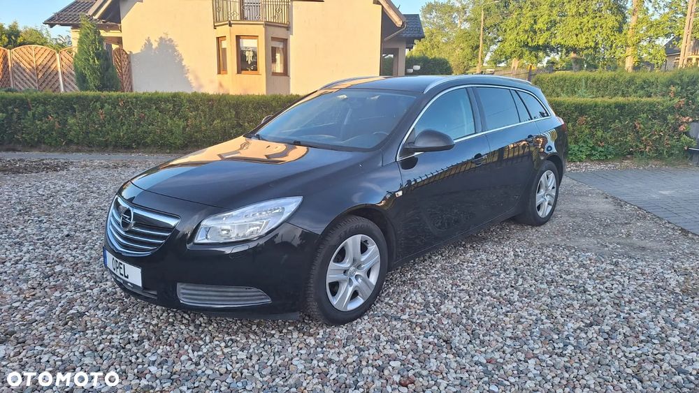 Opel Insignia - 1