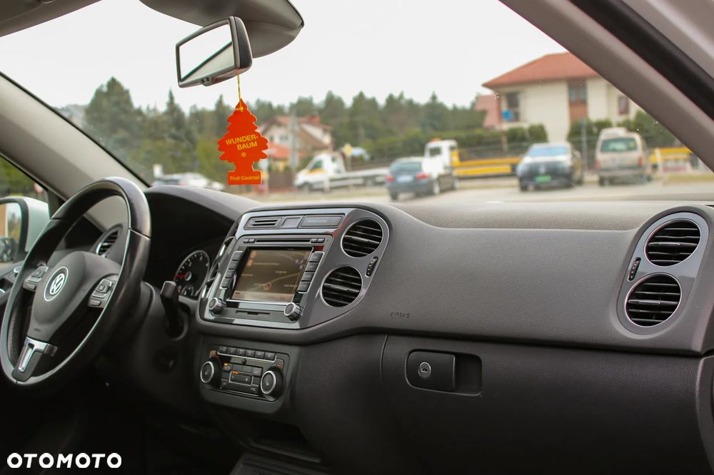 Volkswagen Tiguan - 21