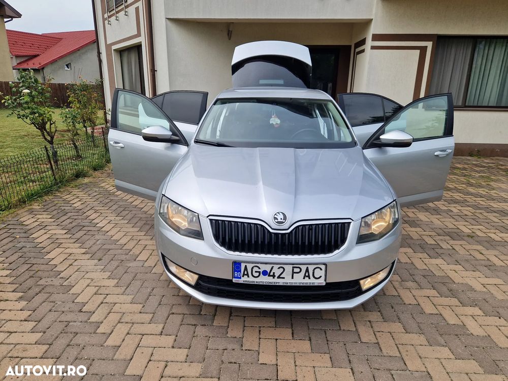 Skoda Octavia 1.6 TDI ELEGANCE - 23