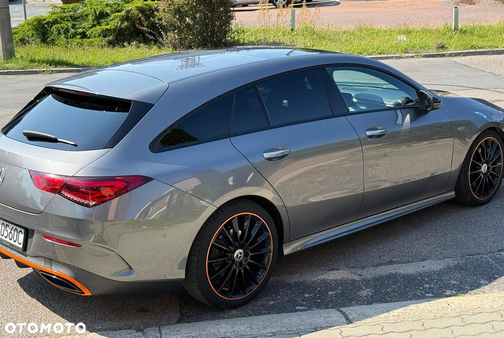 Mercedes-Benz CLA 200 7G-DCT - 4