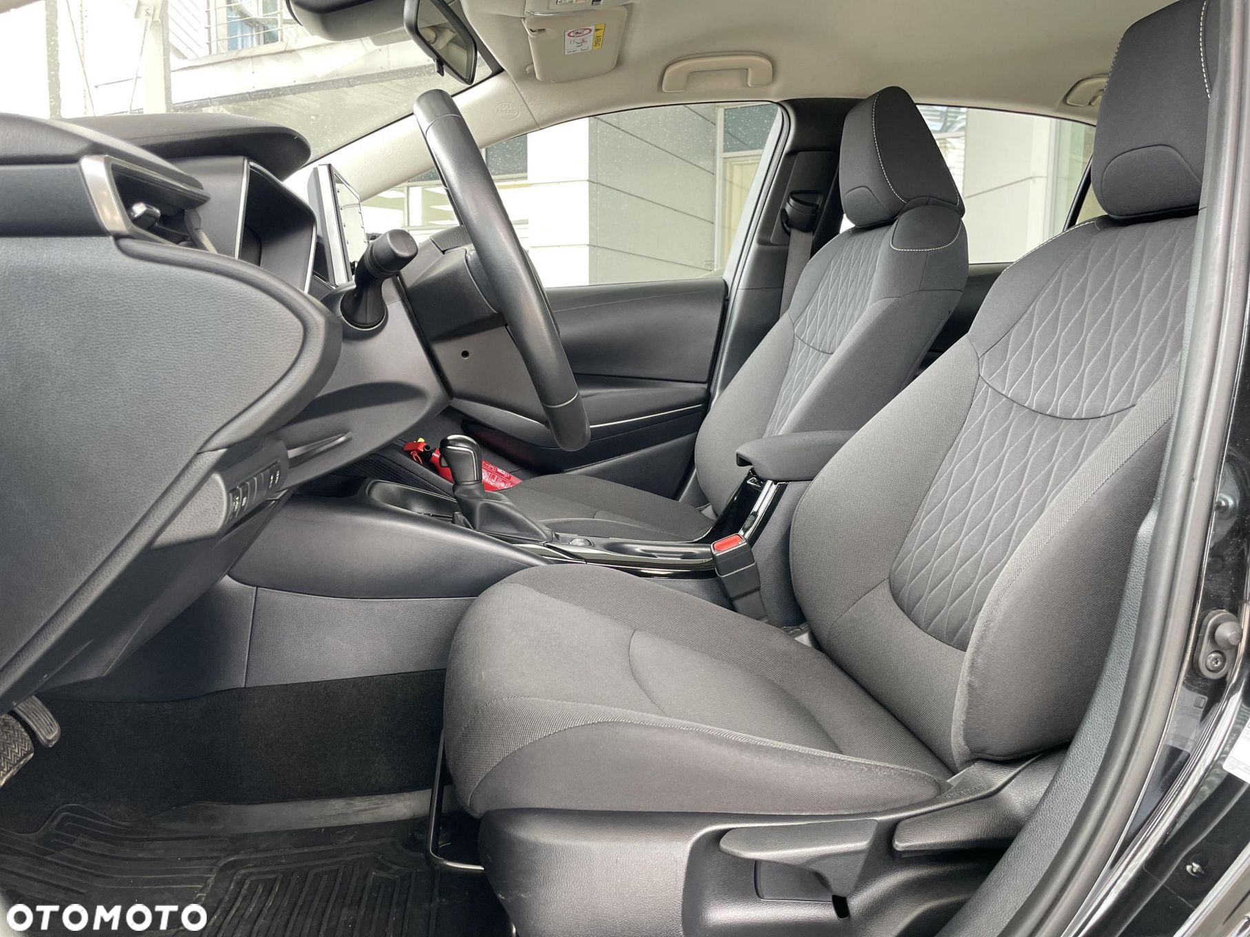 Toyota Corolla - 13