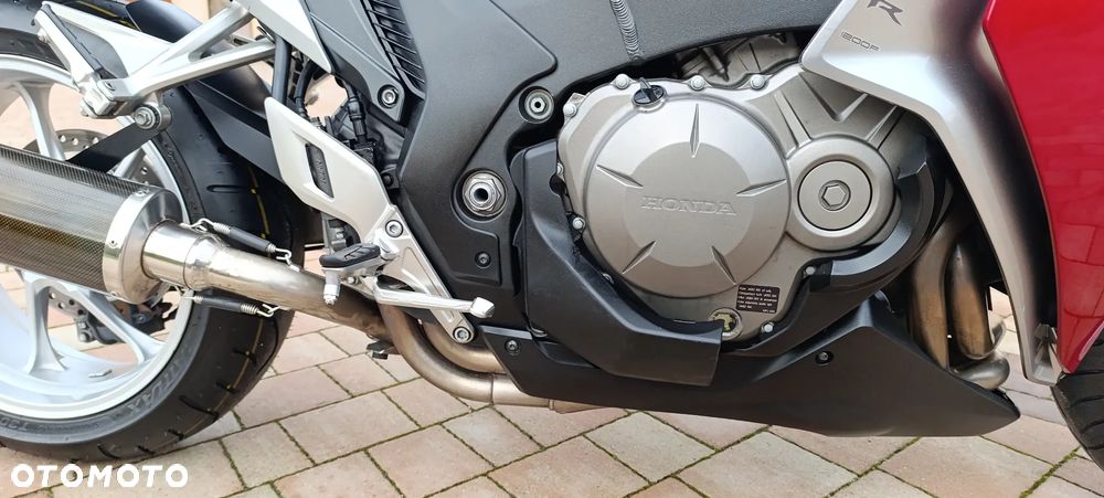 Honda VFR - 26