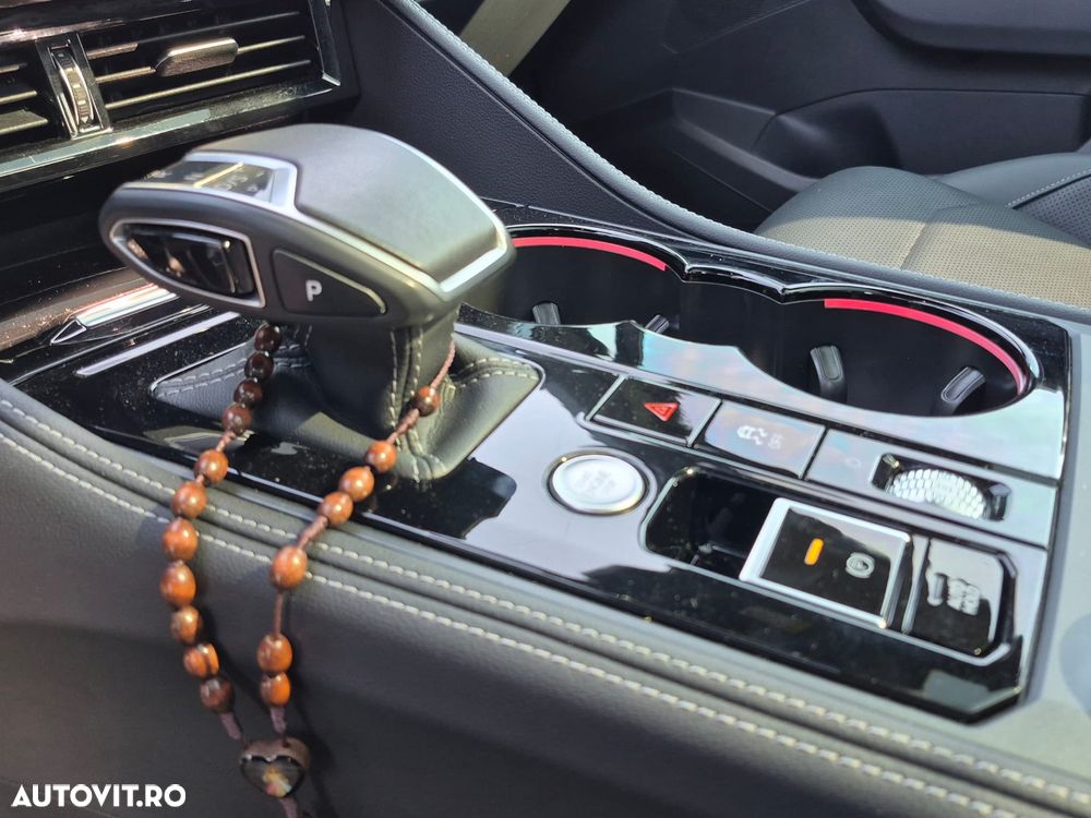 Volkswagen Touareg V6 TDI 4MOTION R-Line - 16