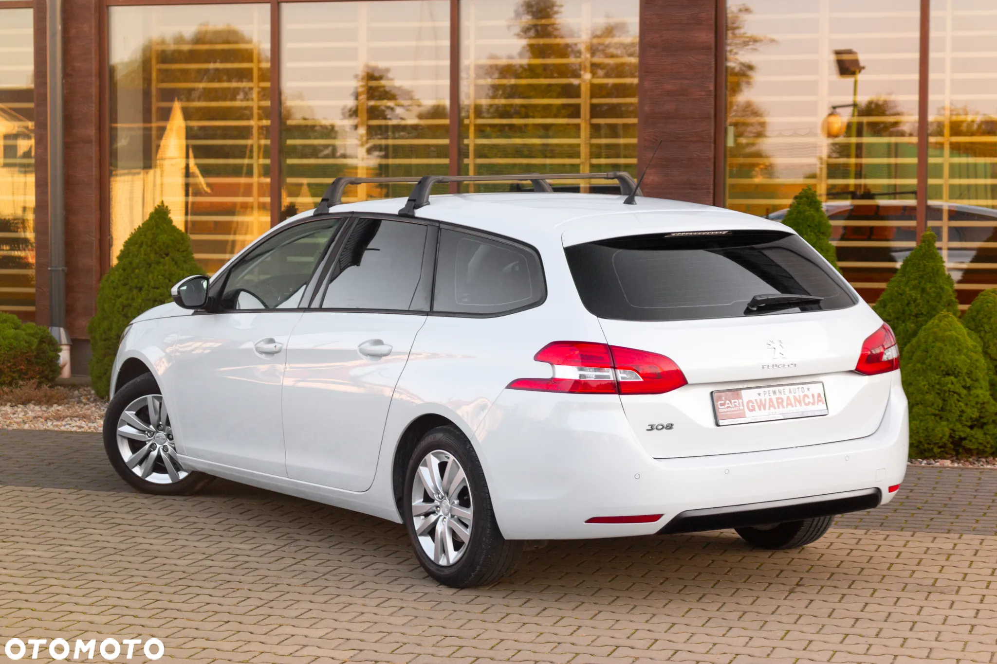Peugeot 308 1.6 e-HDi Style STT - 14